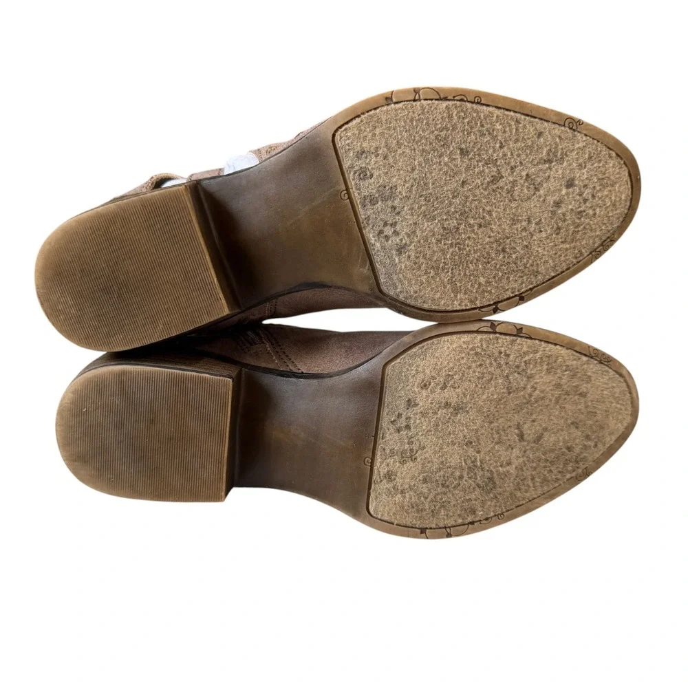 Sugar Western Boho Ankle Boots Studded Cutout Distressed Taupe 8.5 Chic‎ Western